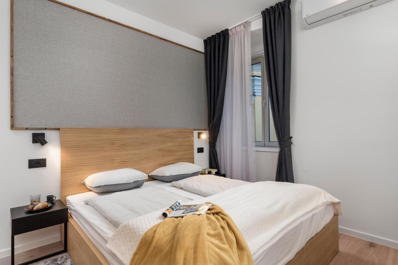 Deluxe Apartments & Rooms "In The Center" Ριέκα Εξωτερικό φωτογραφία