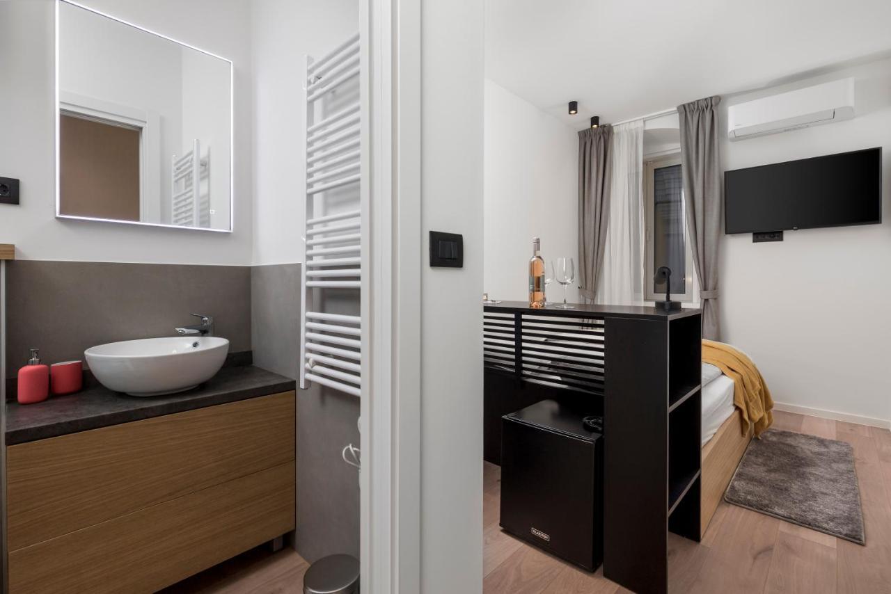 Deluxe Apartments & Rooms "In The Center" Ριέκα Εξωτερικό φωτογραφία