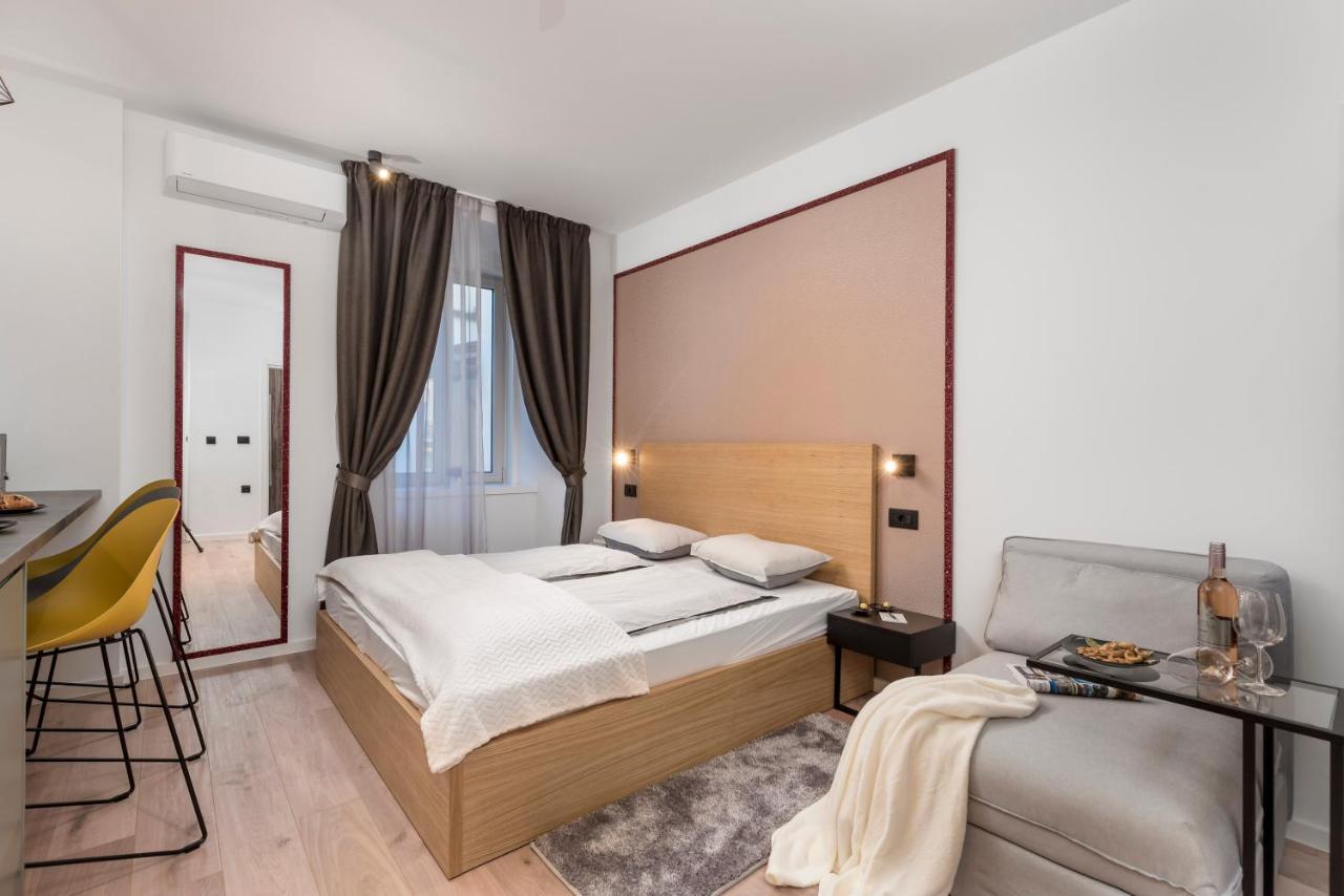 Deluxe Apartments & Rooms "In The Center" Ριέκα Εξωτερικό φωτογραφία