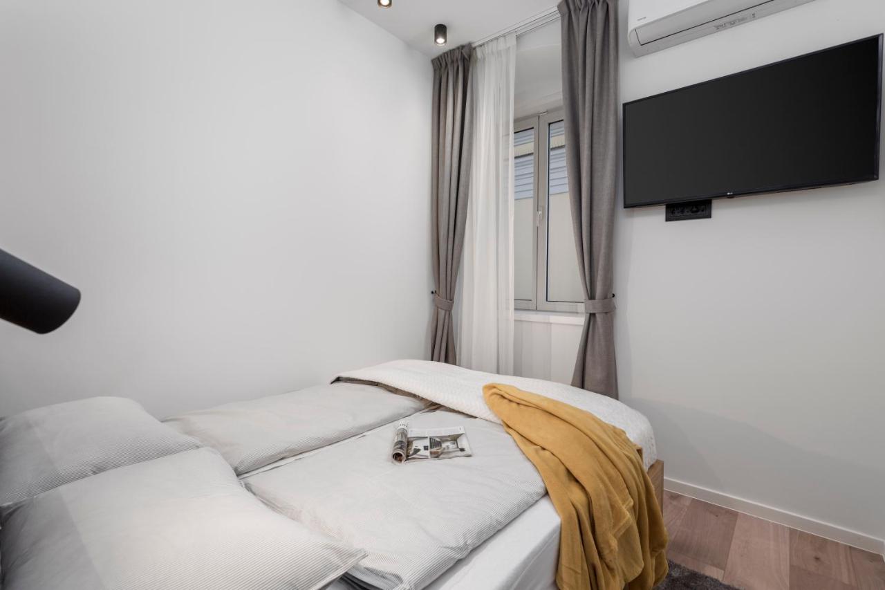Deluxe Apartments & Rooms "In The Center" Ριέκα Εξωτερικό φωτογραφία